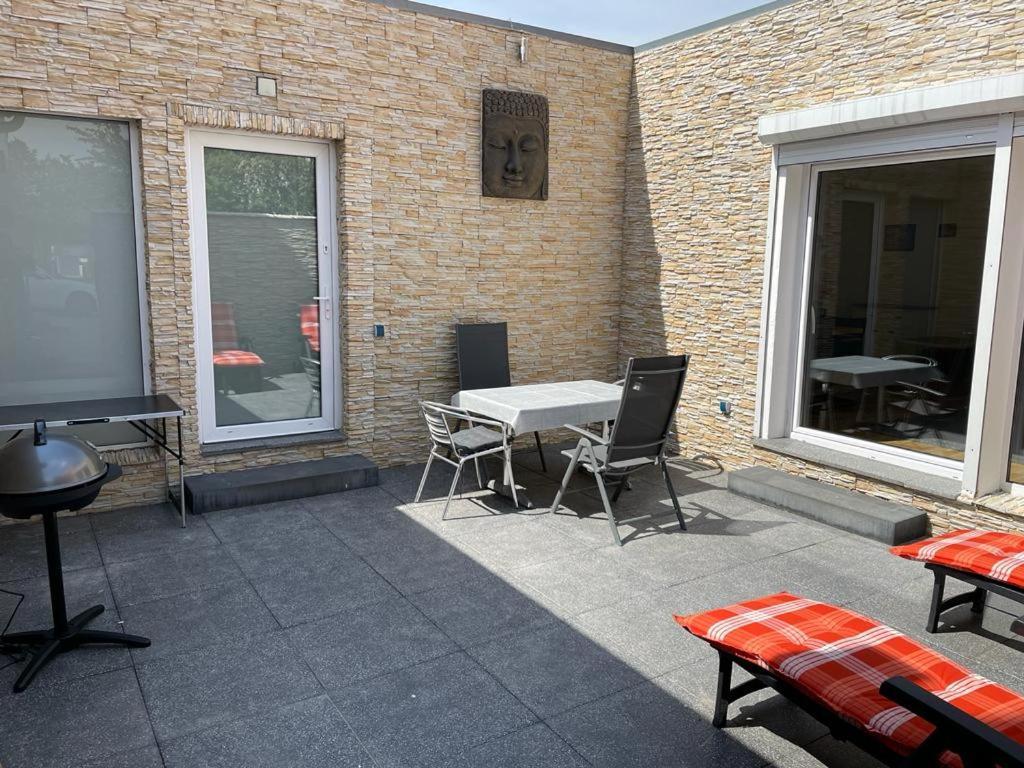 Bungalow Mit Terrasse Regensburg Exterior photo